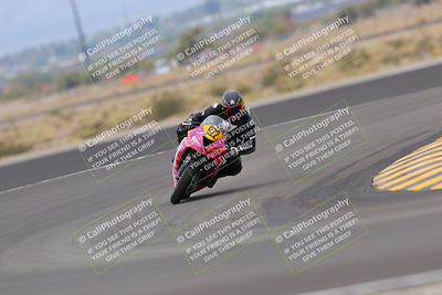 media/Sep-10-2022-SoCal Trackdays (Sat) [[a5bf35bb4a]]/Turn 11 (11am)/